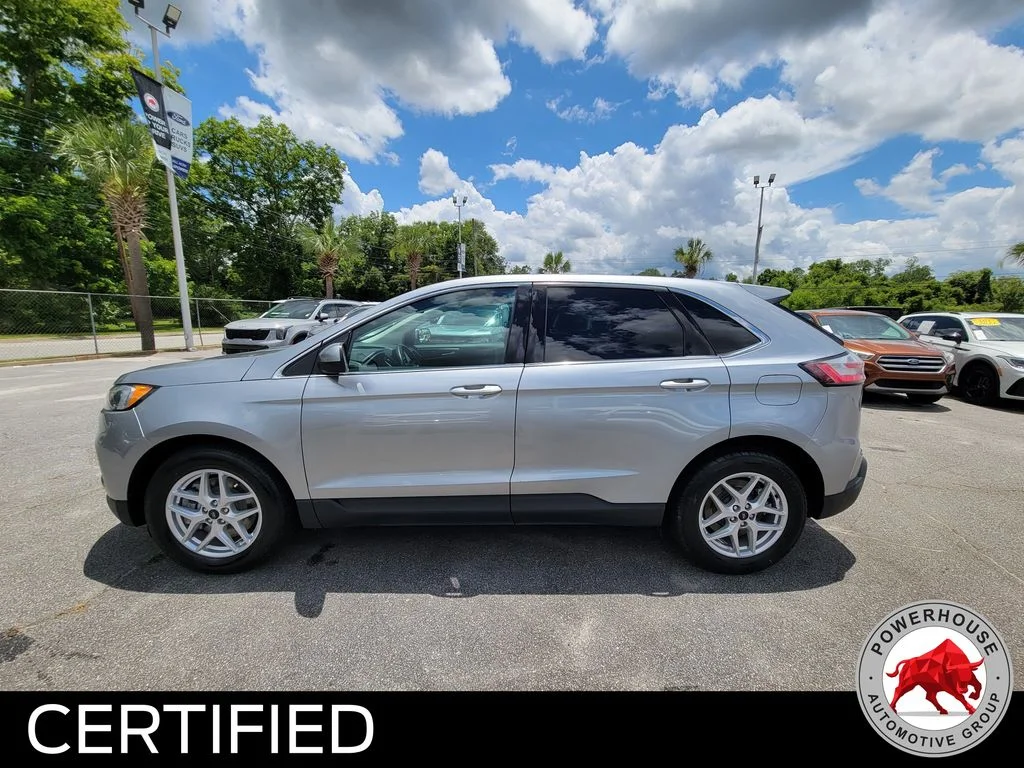Used 2024 Silver Ford SEL image 2