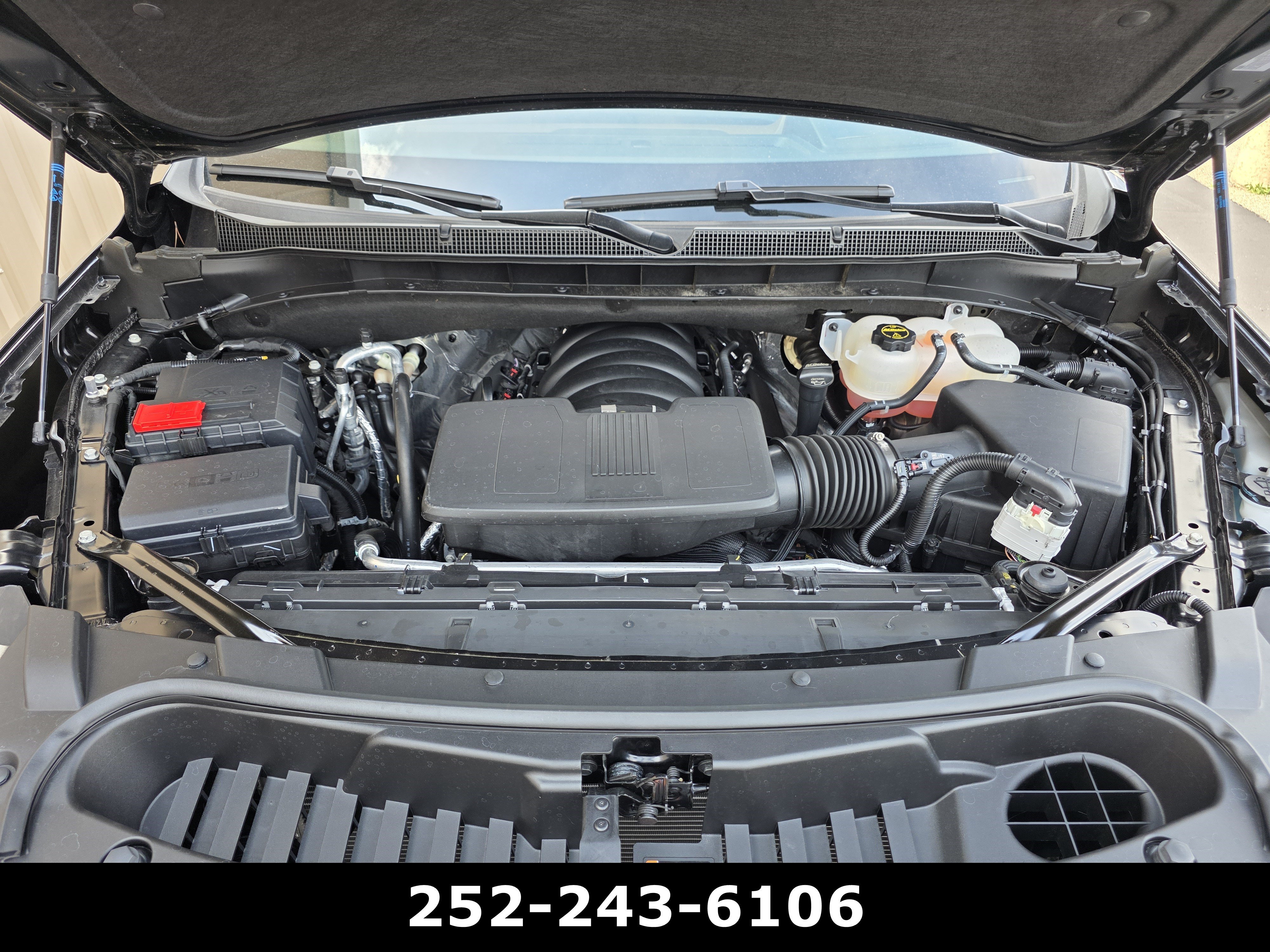 Used 2025 Black Chevrolet High Country image 50