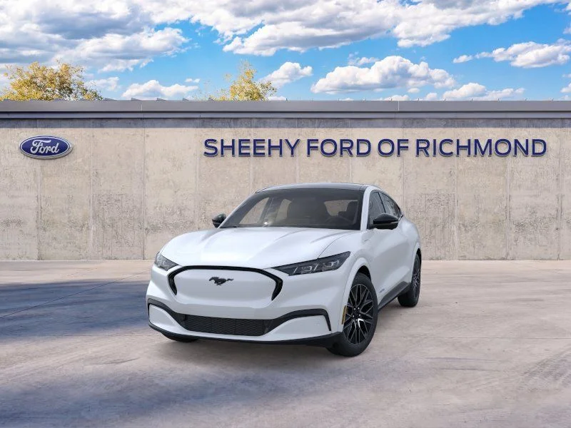 New 2026 Star White Metallic Tri-coat Ford Premium image 3