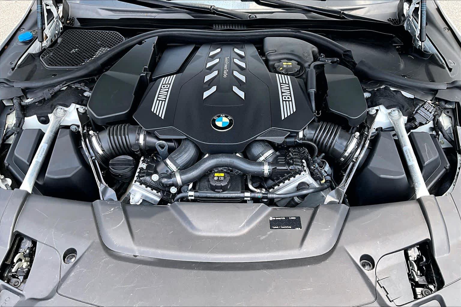2022 BMW 7 Series 750i - Photo 33
