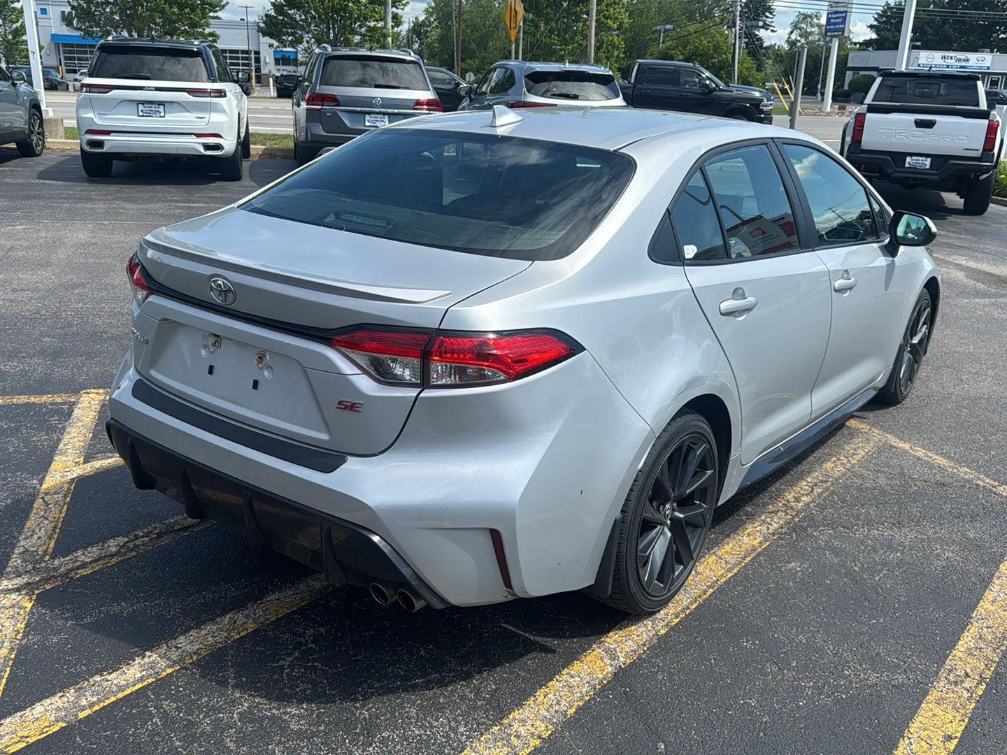Used 2024 Classic Silver Metallic Toyota SE image 6