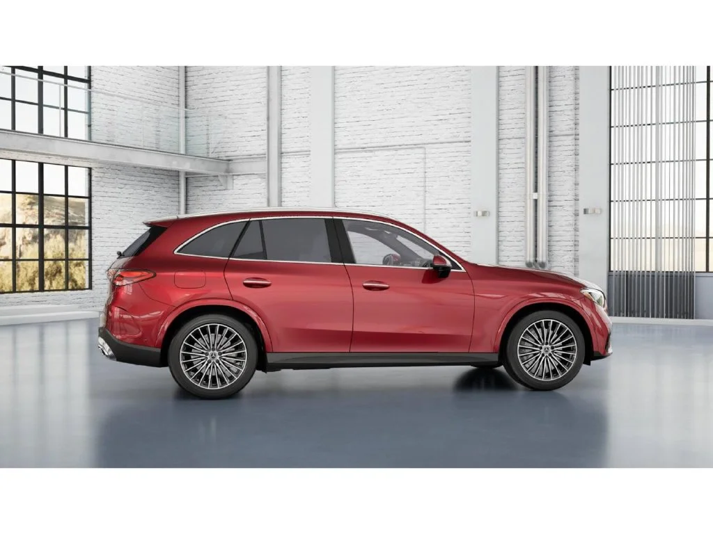 New 2027 Red Mercedes-Benz GLC 300 image 17