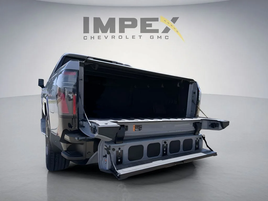 Used 2025 Gray GMC Denali image 4