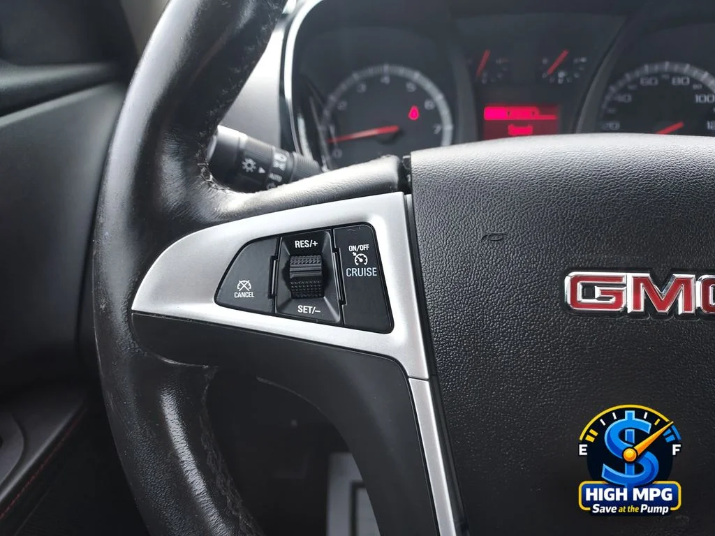 Used 2015 Blue GMC SLE-2 image 17