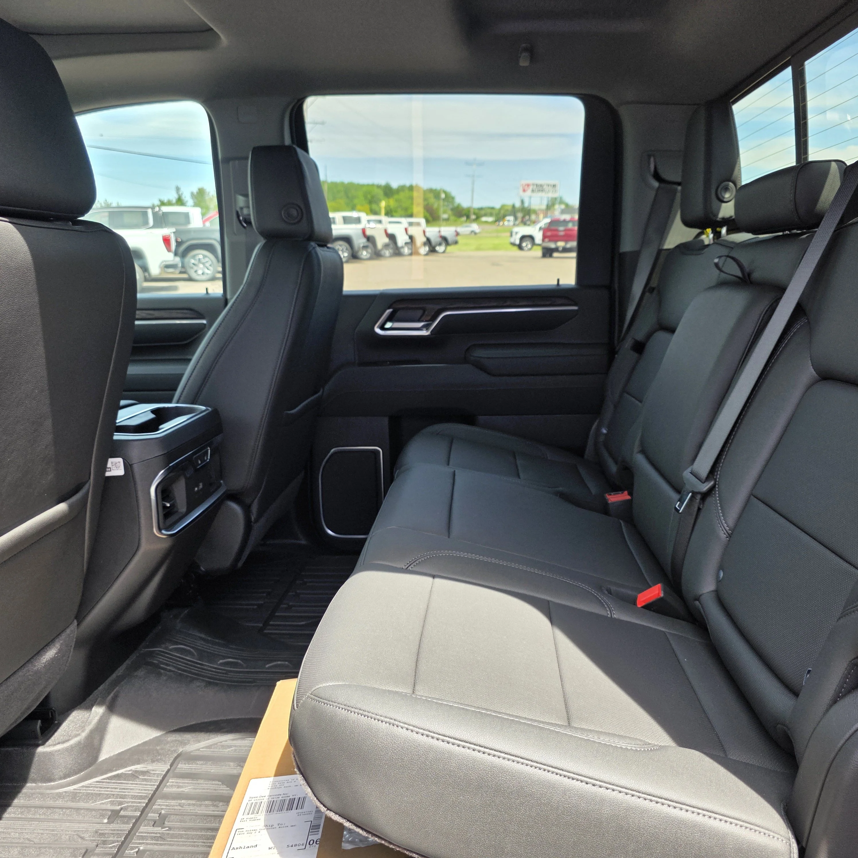 2026 GMC Sierra 3500HD SLT - Photo 17