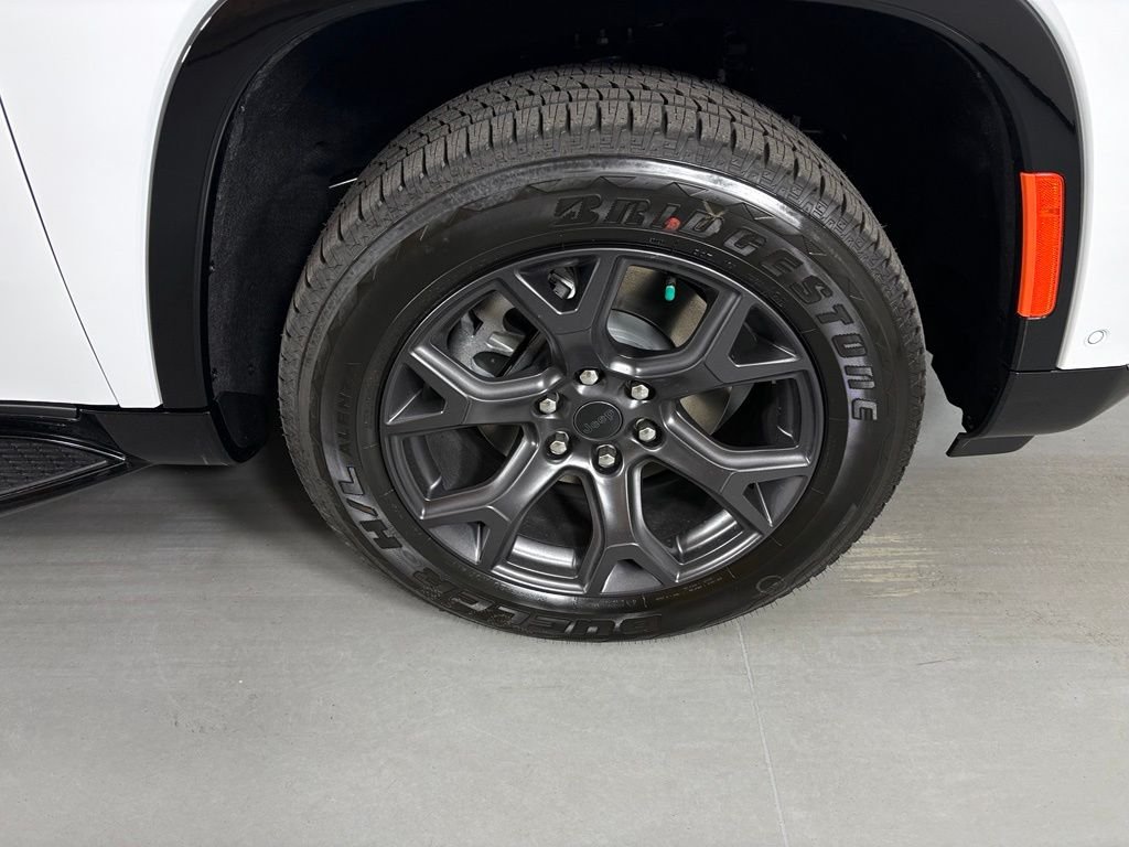 New 2026 Bright White Clearcoat Jeep Limited Altitude image 10