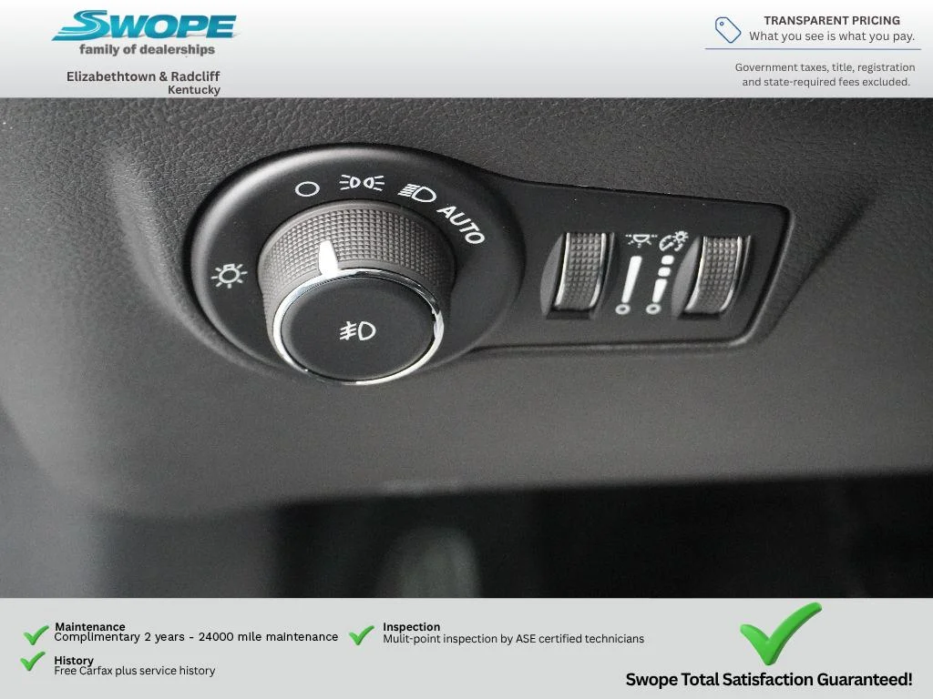 New 2026 Bright White Clear-Coat Exterior Paint Jeep Latitude Altitude image 15