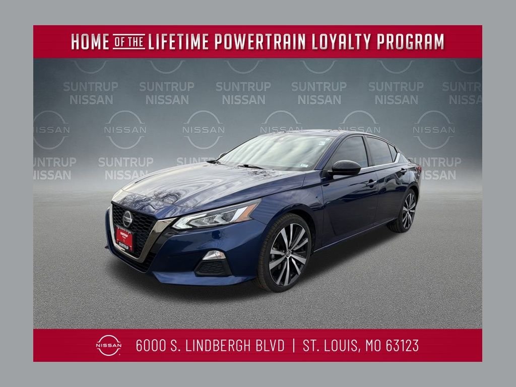 2022 Nissan Altima SR