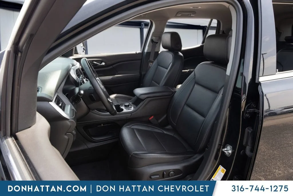 2023 GMC Acadia SLT - Photo 13