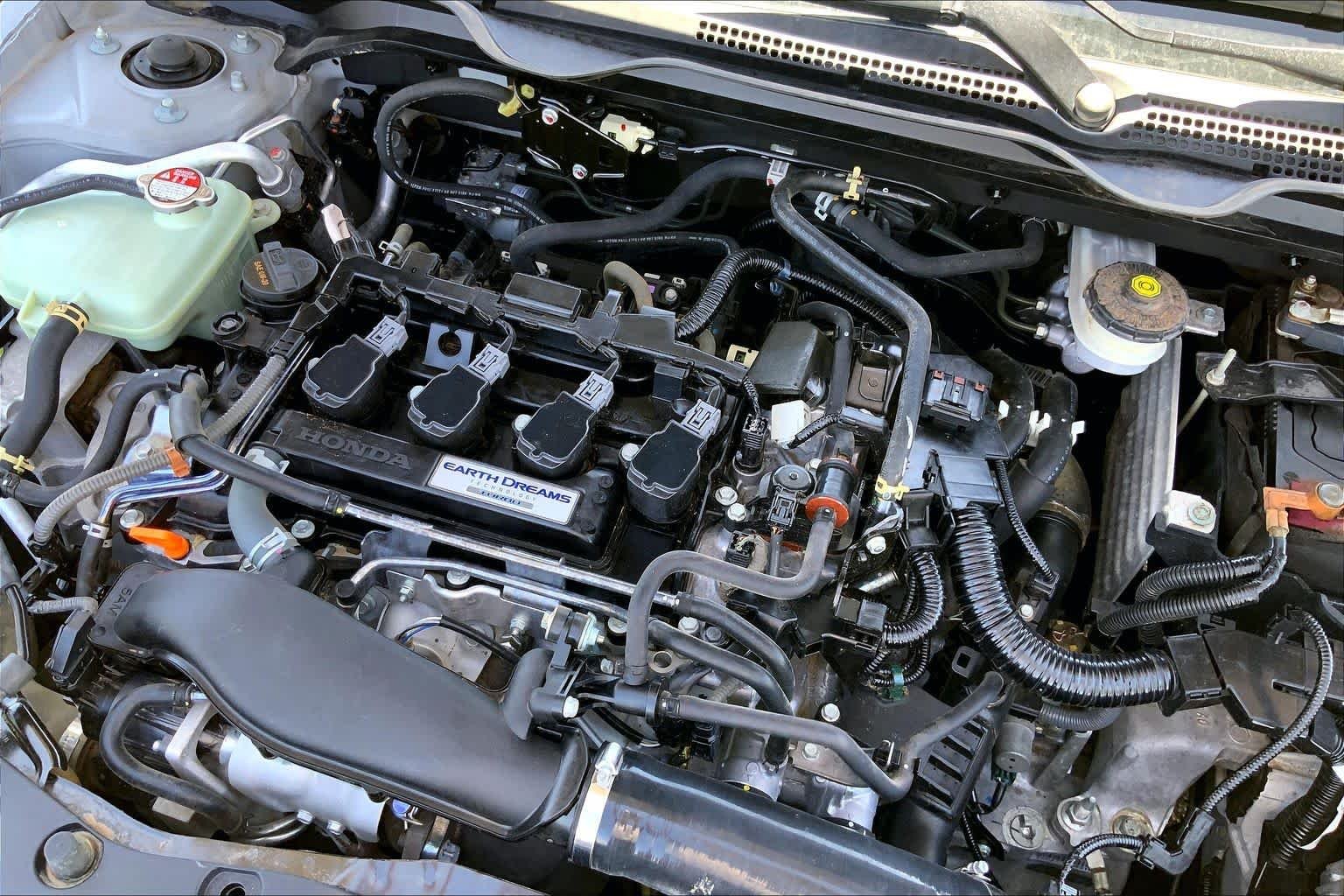 Used 2017 Modern Steel Metallic Honda Si image 33