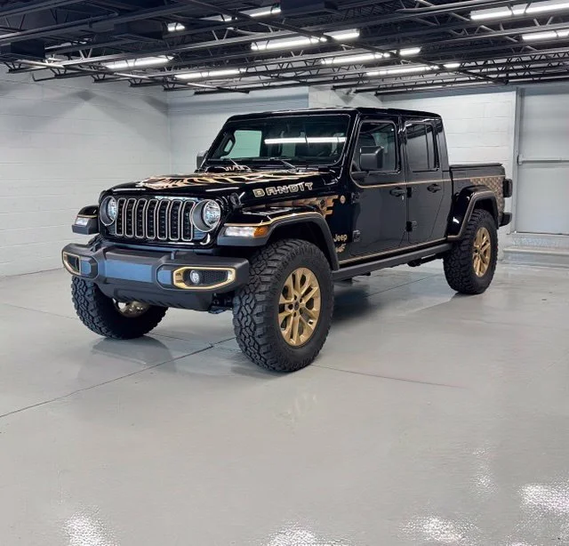 2025 Jeep Gladiator Nighthawk