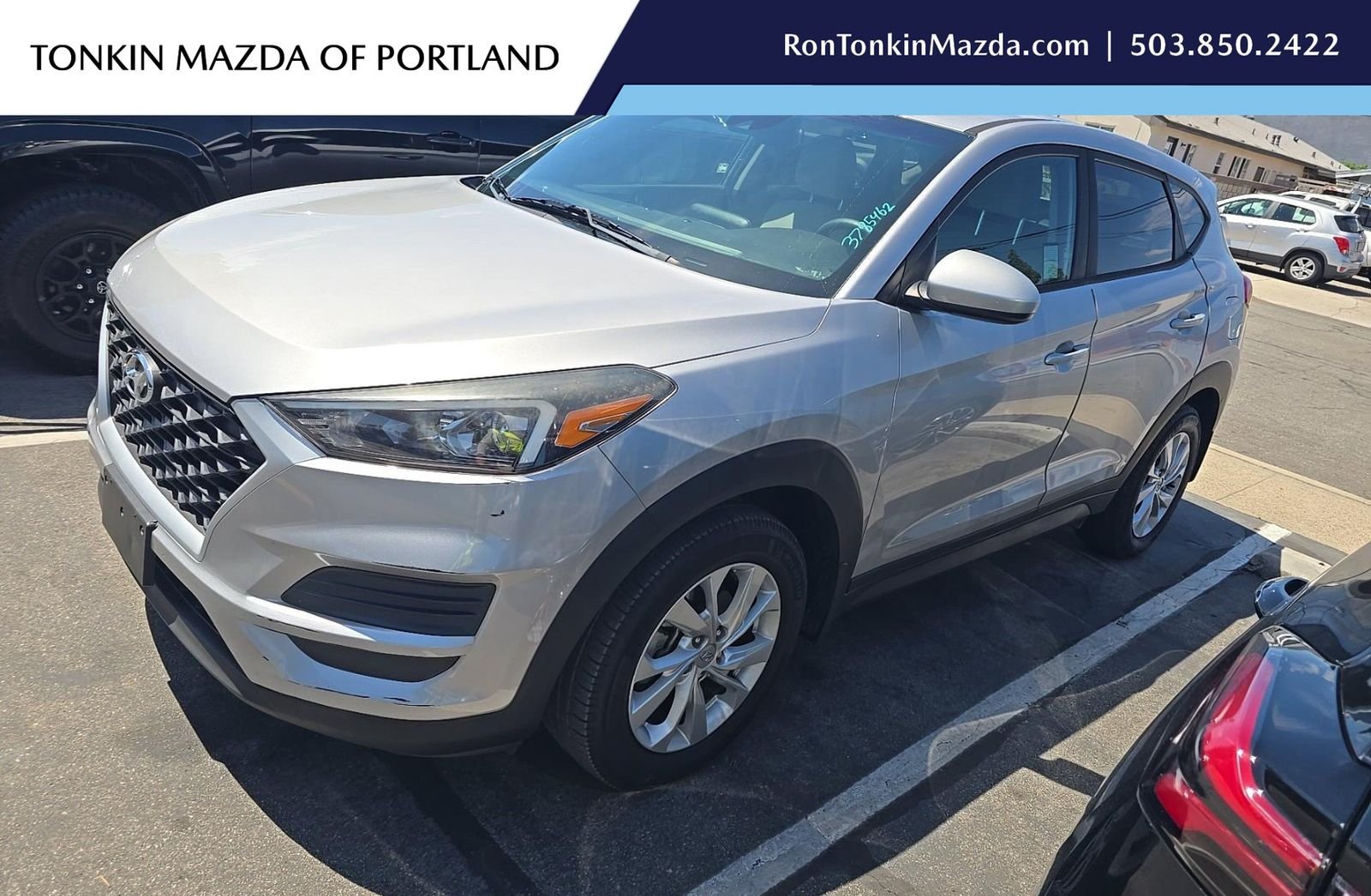 Used 2020 Stellar Silver Hyundai SE image 1