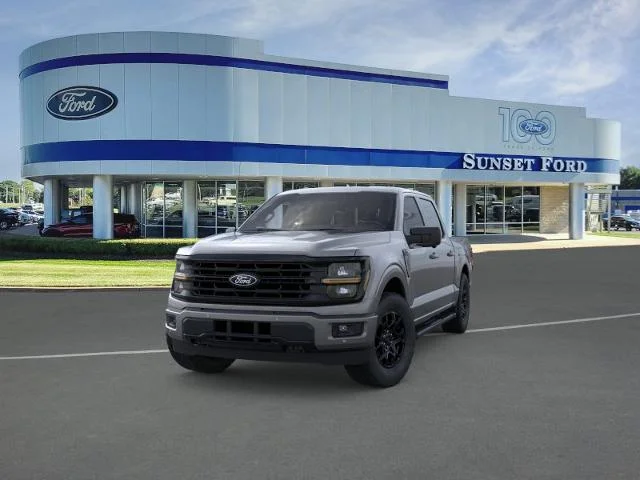 New 2026 Carbonized Gray Metallic Ford XLT image 2