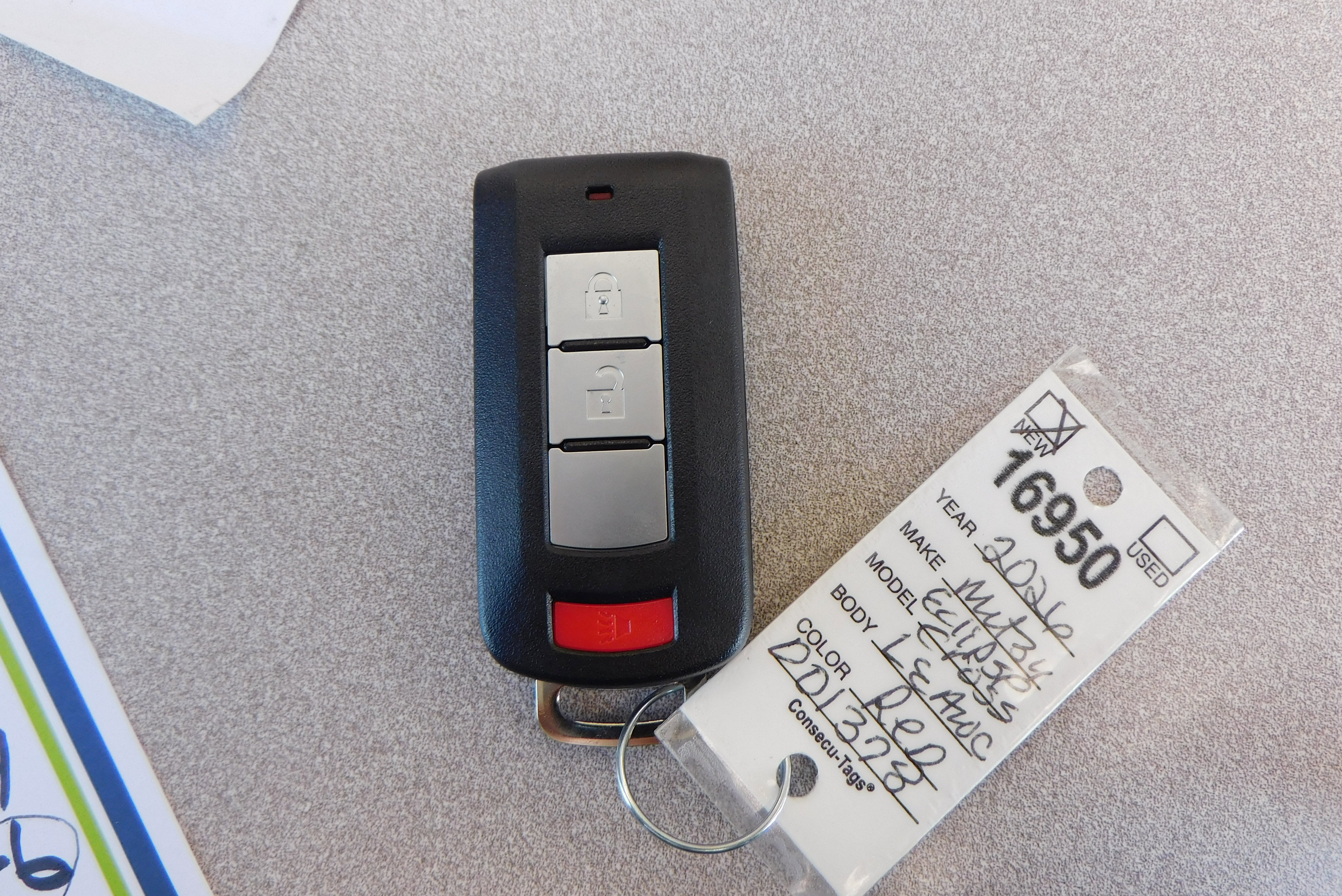 Used 2026 Red Diamond Mitsubishi LE image 32