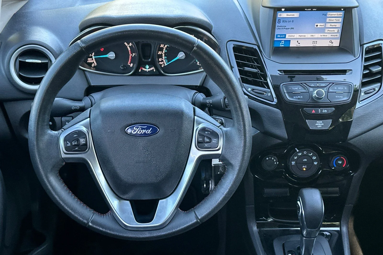 Used 2019 Oxford White Ford ST image 11