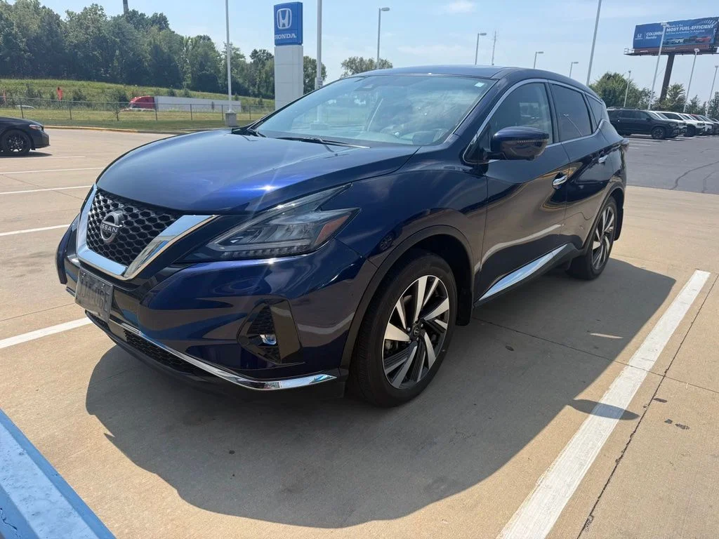 Used 2023 Blue Nissan SL image 2