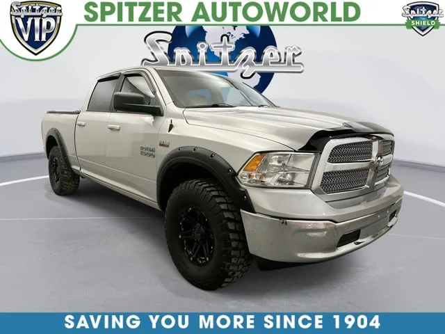 2019 RAM 1500 Classic SLT 4x4 Crew Cab 6'4's photo