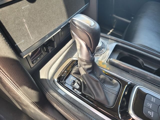 Used 2024 Silver Nissan SV image 20