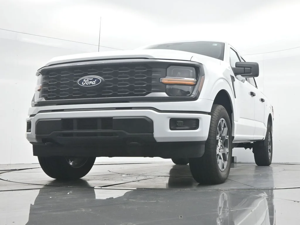 New 2026 Oxford White Ford STX® image 42