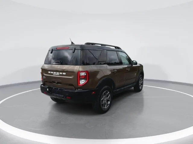 Used 2022 Brown Ford Badlands image 11