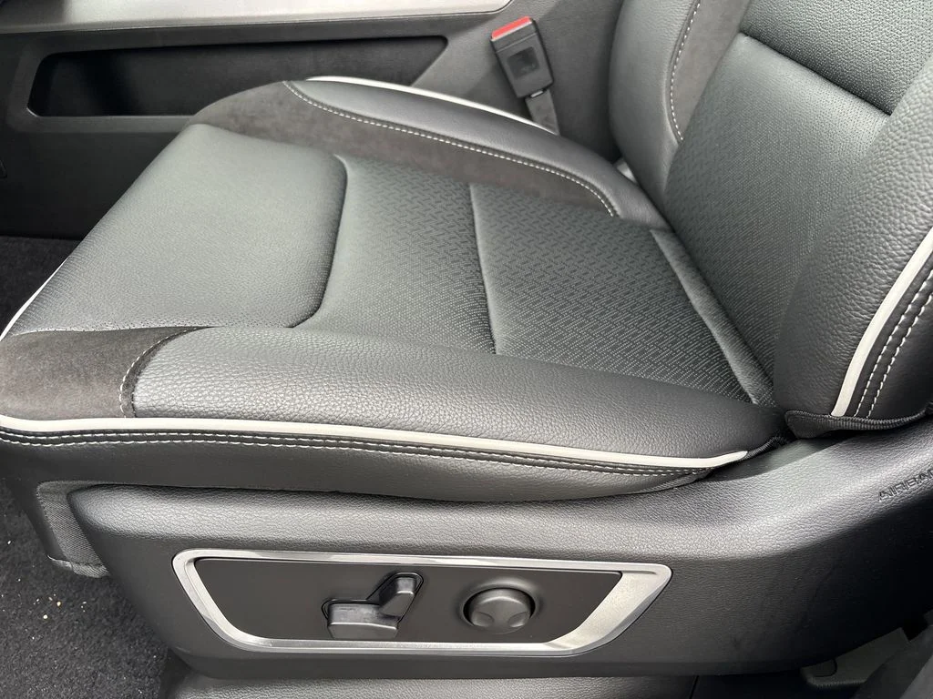 2026 RAM 1500 Laramie - Photo 7