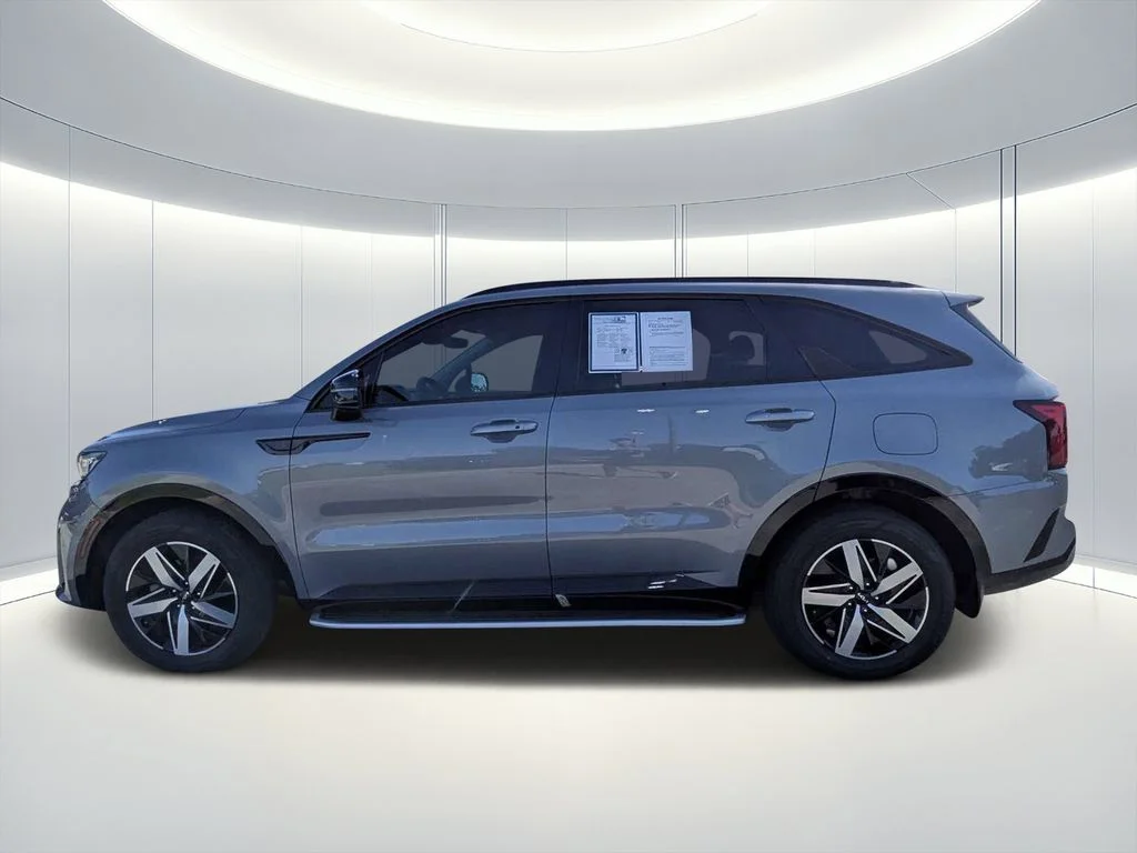 Used 2023 Silver Kia SX image 7