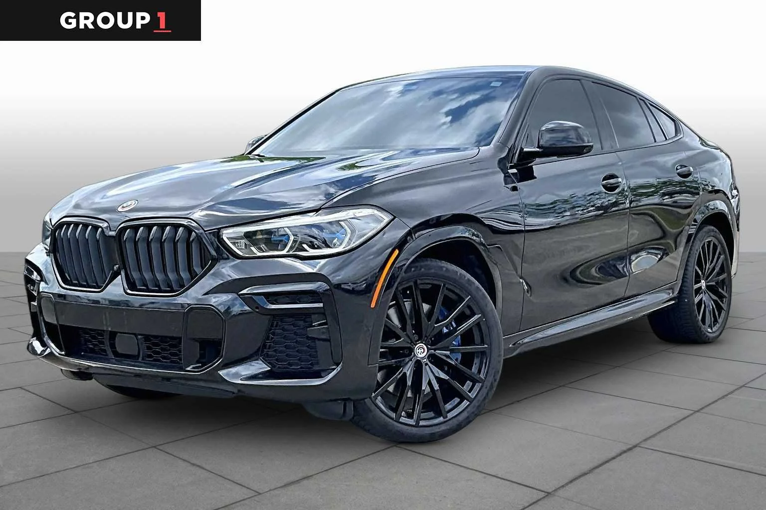 2022 BMW X6 M50i's photo