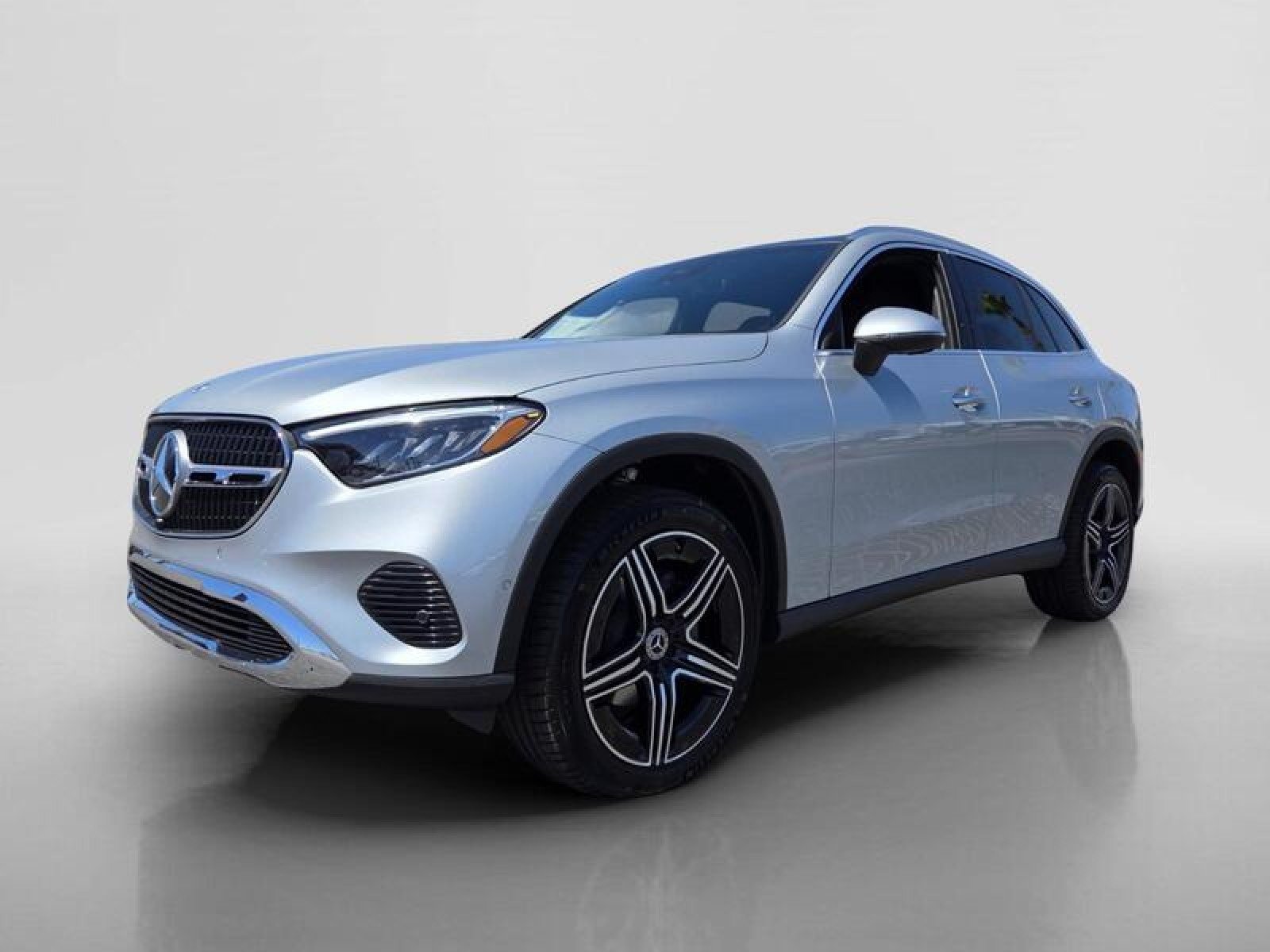 New 2026 Cirrus Silver Metallic Mercedes-Benz GLC 300 SUV image 8
