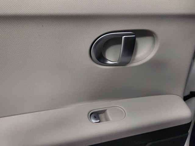 Certified Used 2024 White Hyundai SE image 15