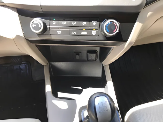 Used 2012  Honda LX image 15