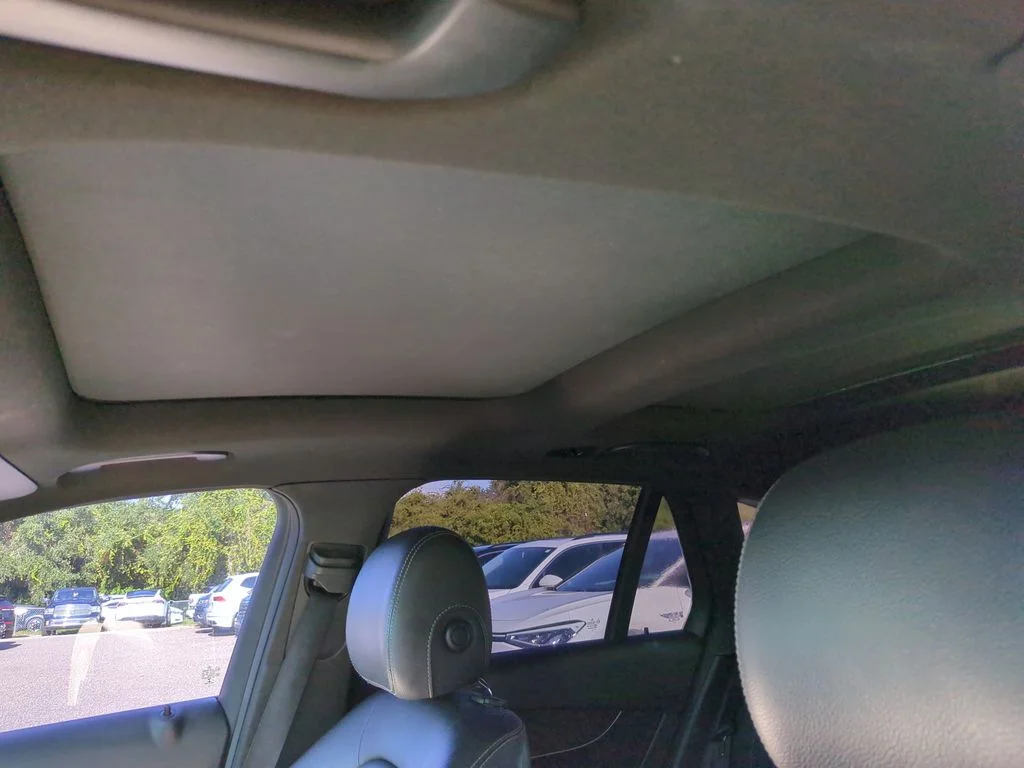 Used 2017  Mercedes-Benz GLC 300 image 10