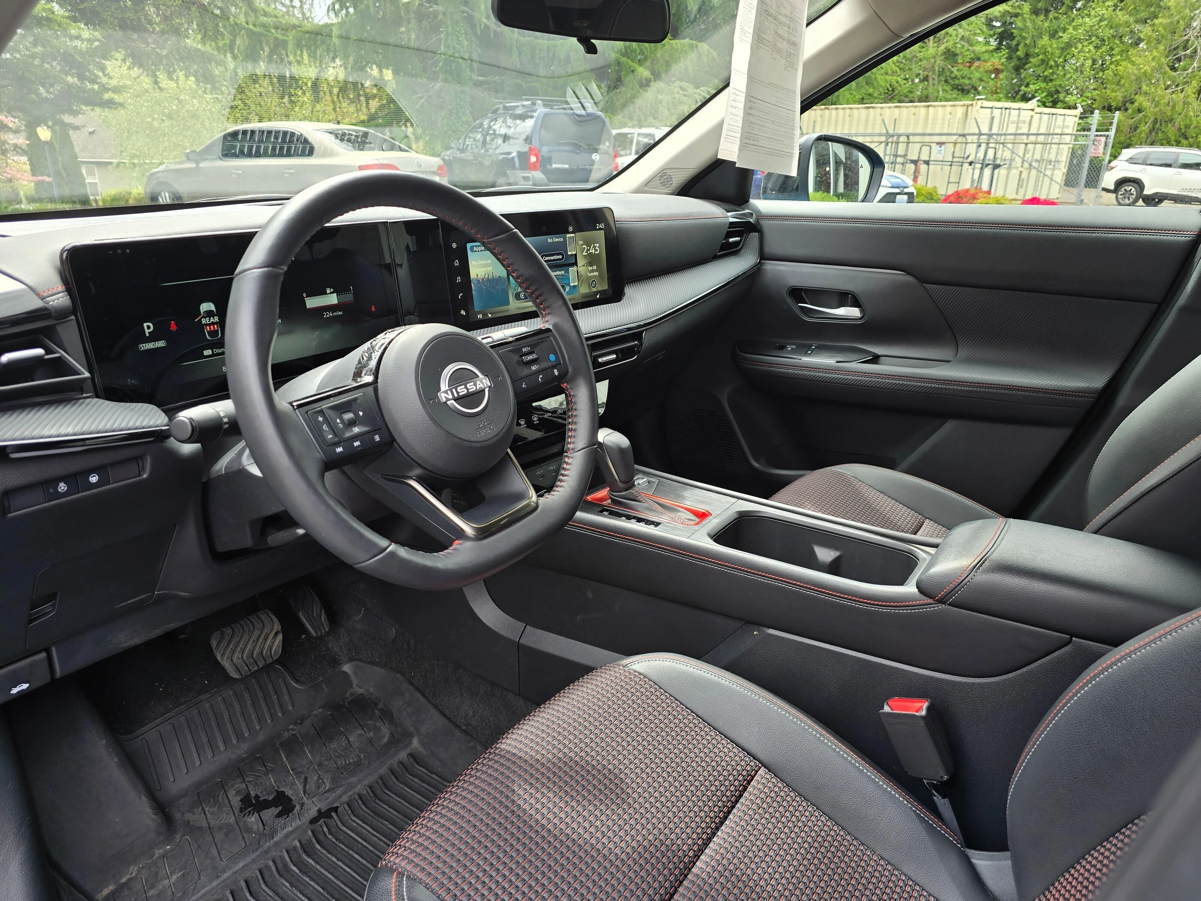 Used 2025 Blue Metallic Nissan SR image 11