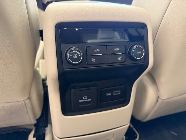 Used 2023 White Frost Tricoat GMC Denali image 19