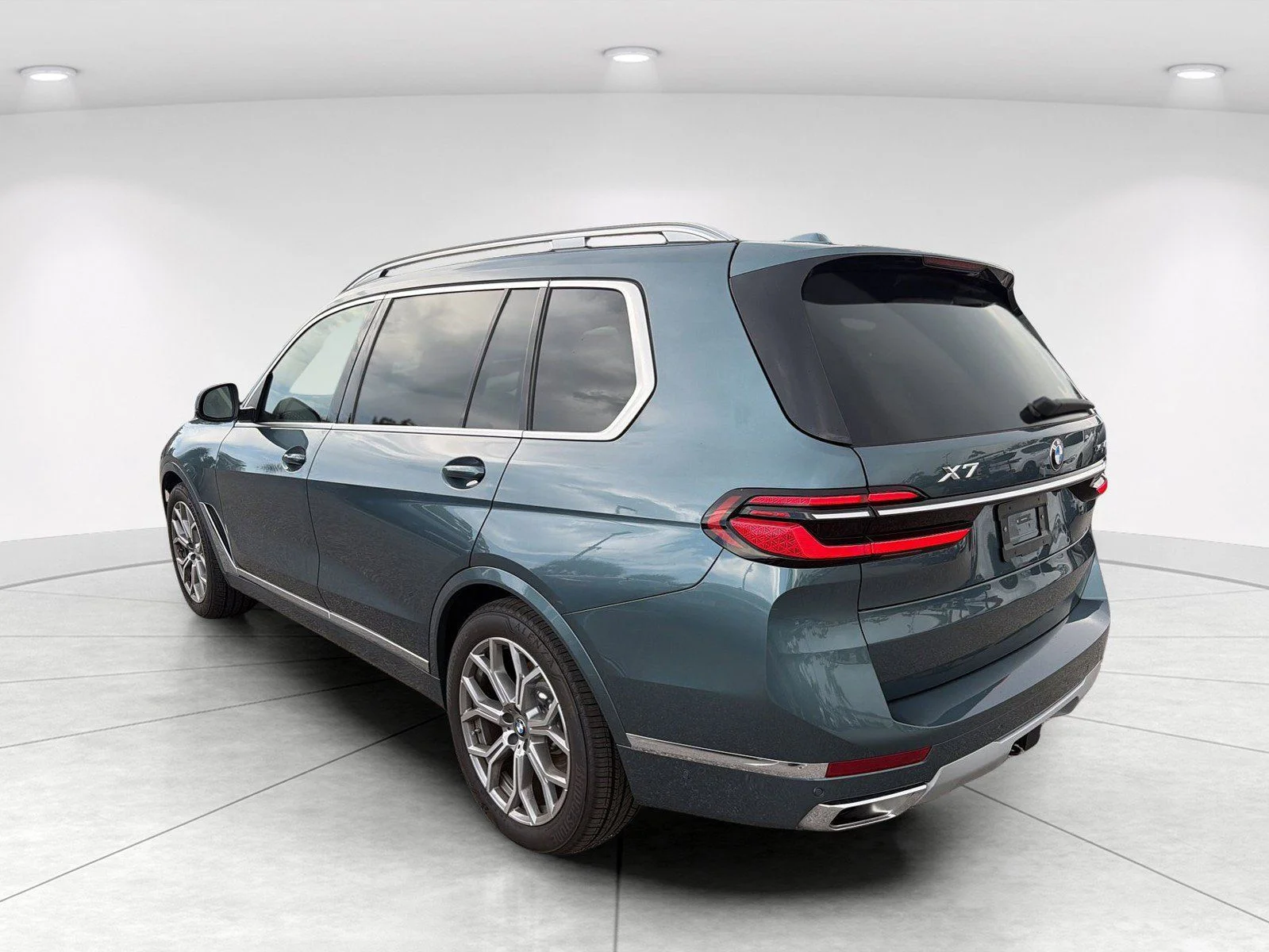New 2026 Blue Ridge Mountain Metallic BMW xDrive40i image 6