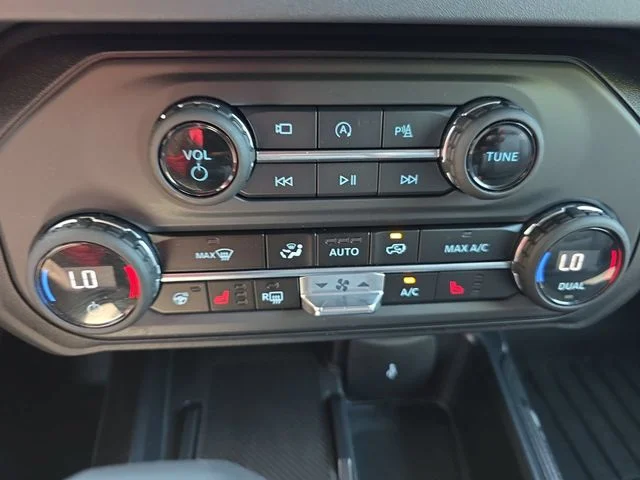 Used 2025 Beige Ford Outer Banks image 24
