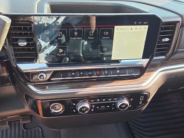 Used 2023 Black GMC Elevation image 17