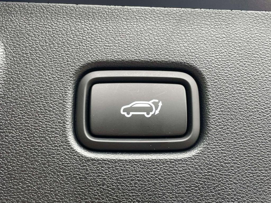 New 2026 Blue Hyundai SEL AWD image 9