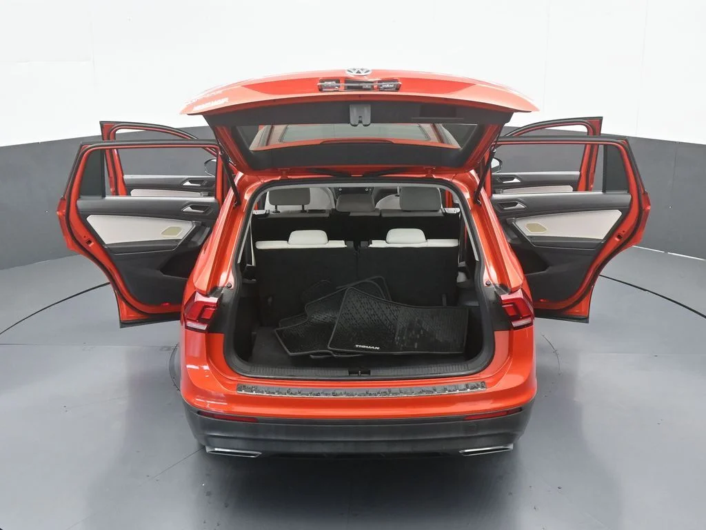Used 2019 Orange Metallic Volkswagen 2.0T SE image 68