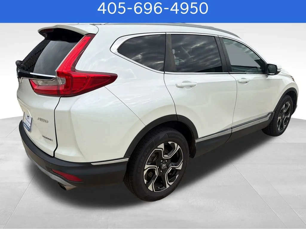 Pre-Owned 2017 Honda CR-V Touring
