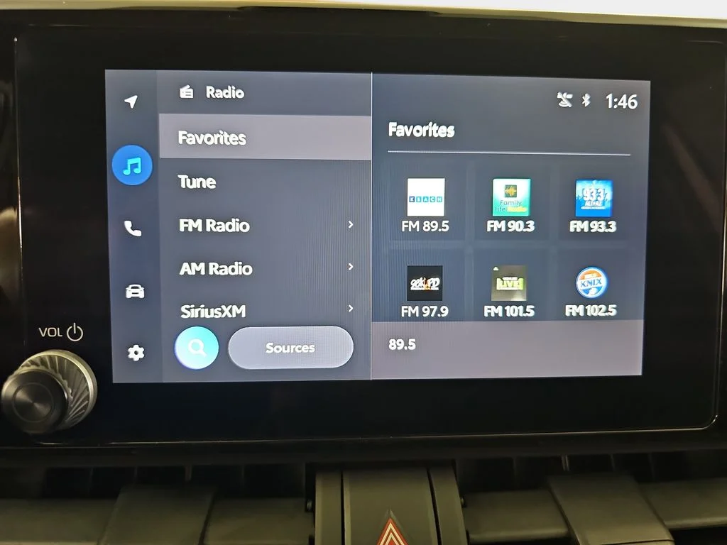 Used 2025 Silver Toyota XLE image 23