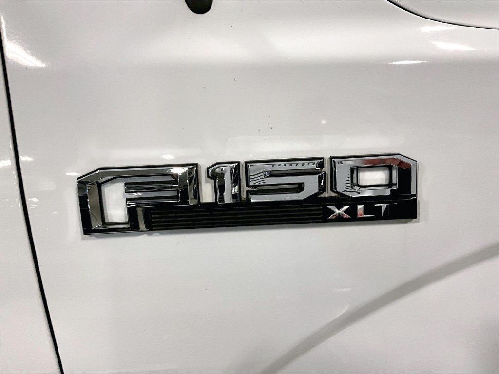 Used 2020 White Ford XLT image 29