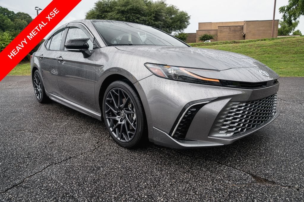 Used 2025 Heavy Metal Toyota XSE image 9