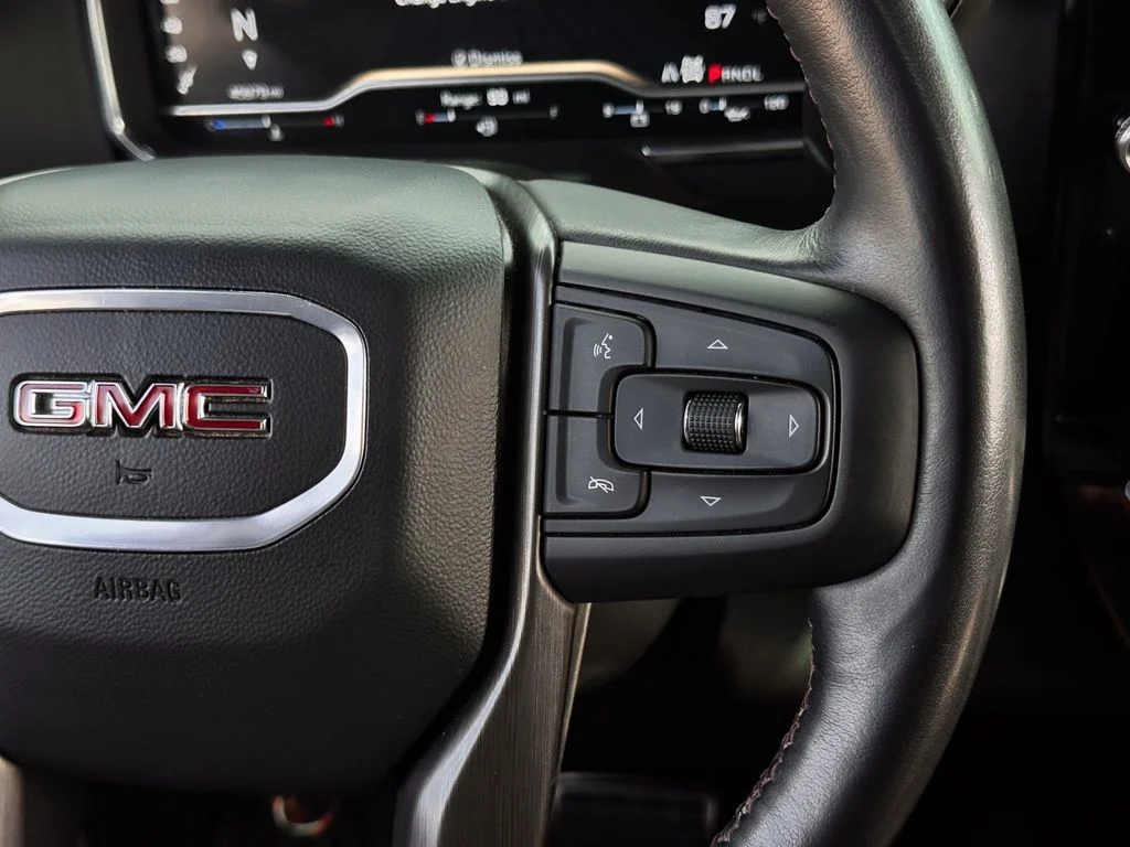 Used 2025 Silver GMC AT4X image 20