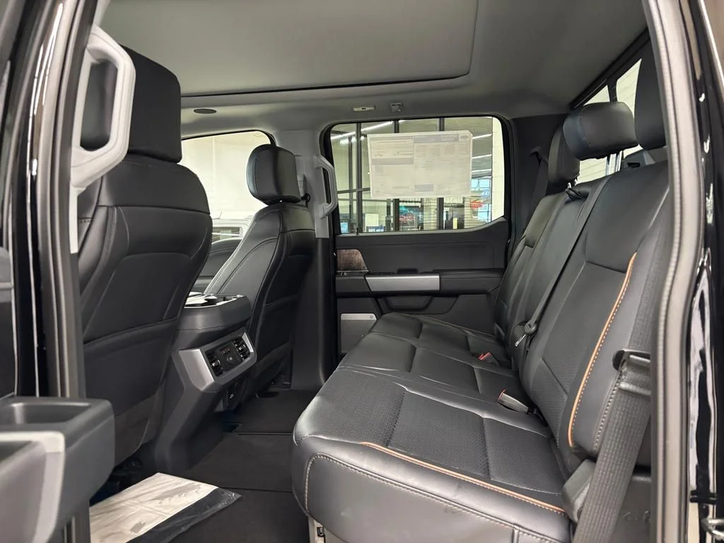 2026 Ford F-350 Super Duty Lariat - Photo 11