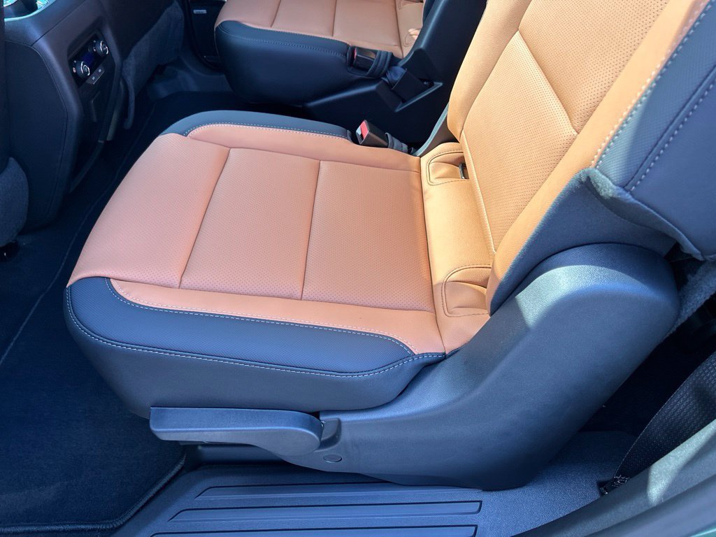 2027 Chevrolet Traverse Z71 - Photo 40