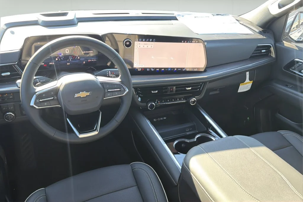 New 2027 Polar White Tricoat Chevrolet Premier image 21