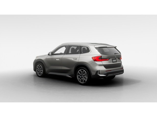 New 2026 Space Silver Metallic BMW xDrive28i image 2