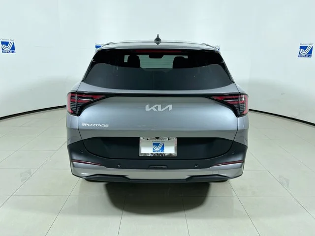 New 2026 STEEL GREY Kia LX image 17