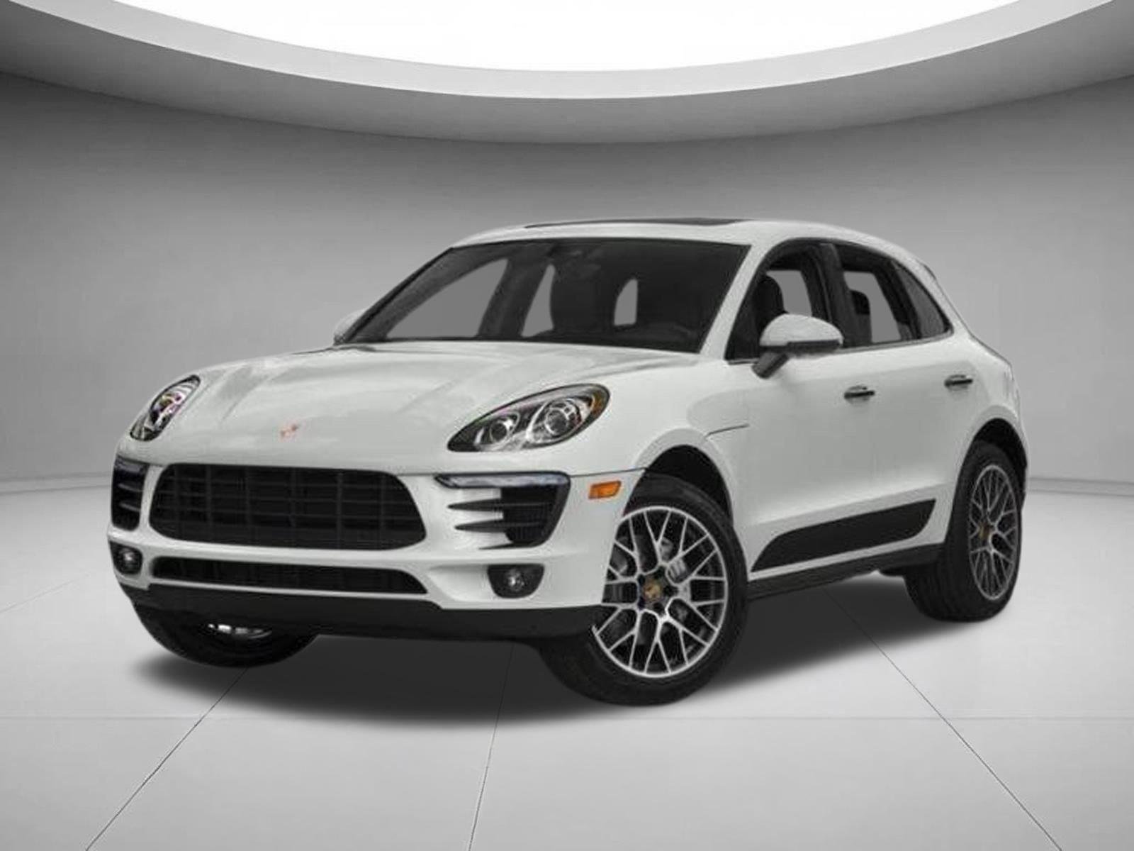 Used 2018 Night Blue Metallic Porsche  image 1