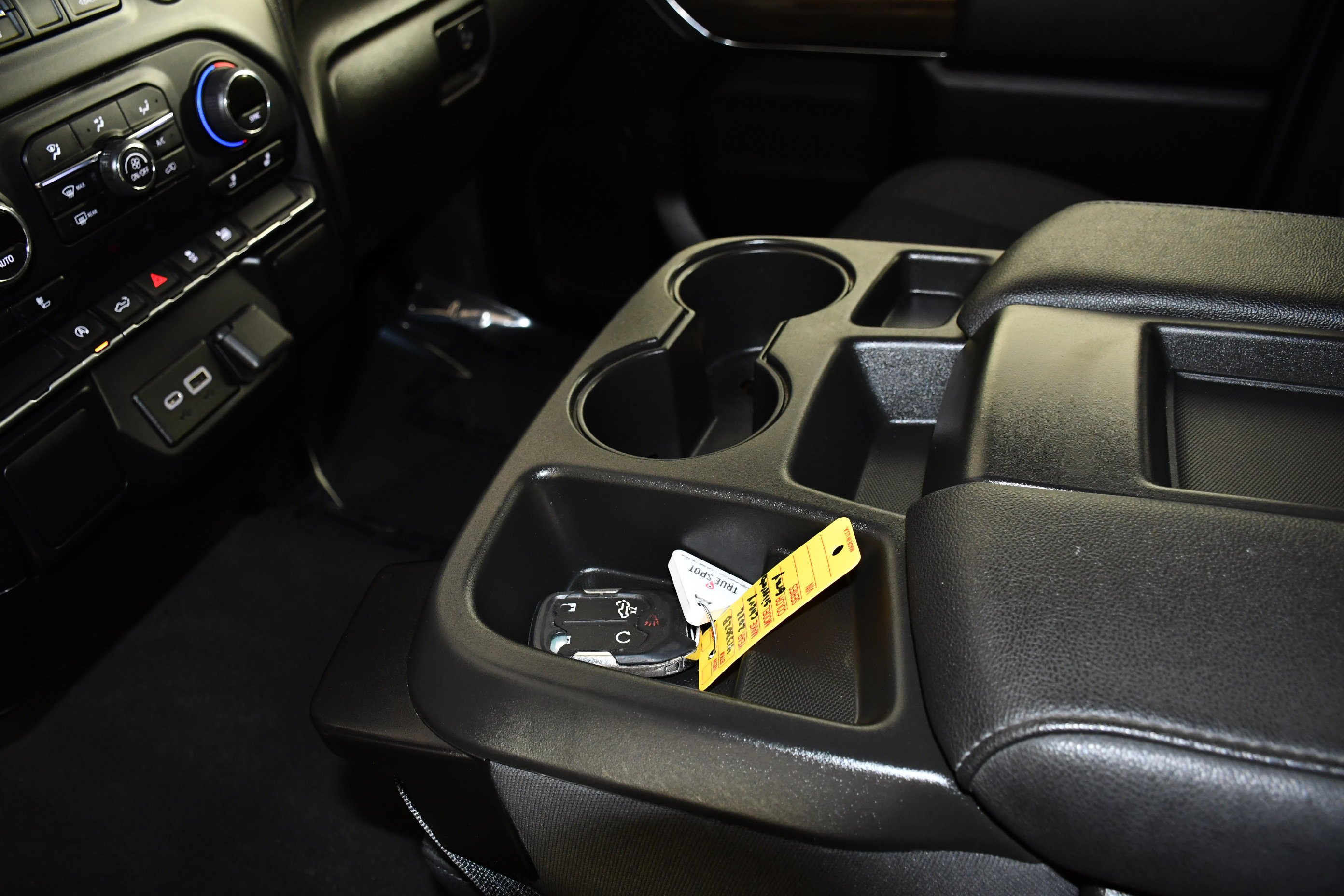 2022 Chevrolet Silverado 1500 LT - Photo 34